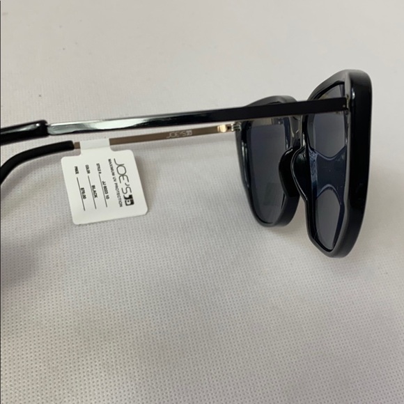 Joe’s Jeans black cat eye sunglasses style 1023 10